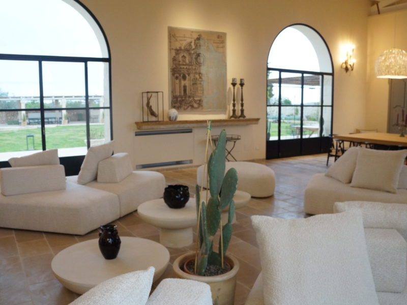 interni-divani corpo centrale